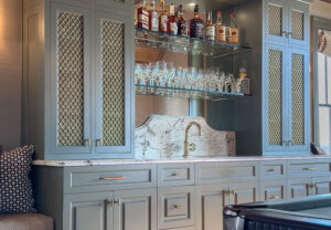 Carousel-92219 Entertaining in Style