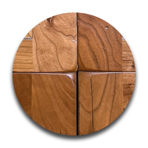 Signature-Details-Closeups-Corner-Wear-2 Signature-Details-Closeups-Corner-Wear-2